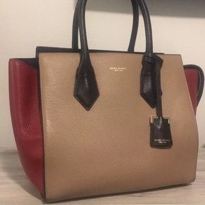 Henri Bendel Tote